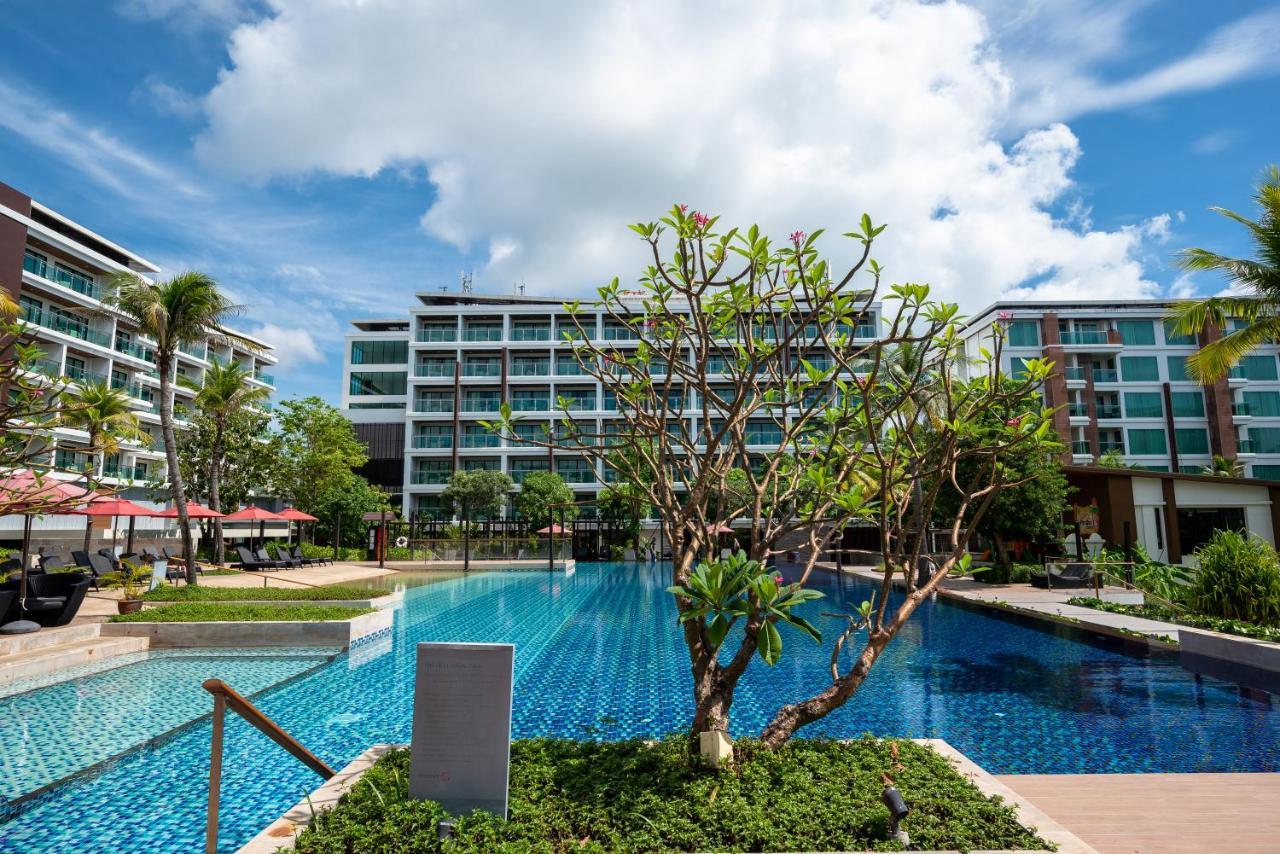 Amari Hua Hin Hotel Exterior photo The swimming pool at the resort