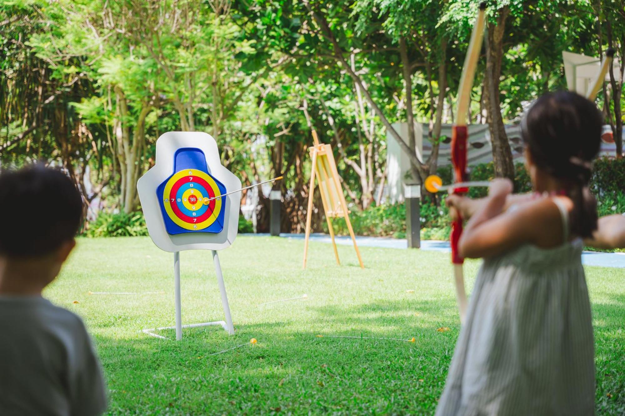 Amari Hua Hin Hotel Exterior photo Archery