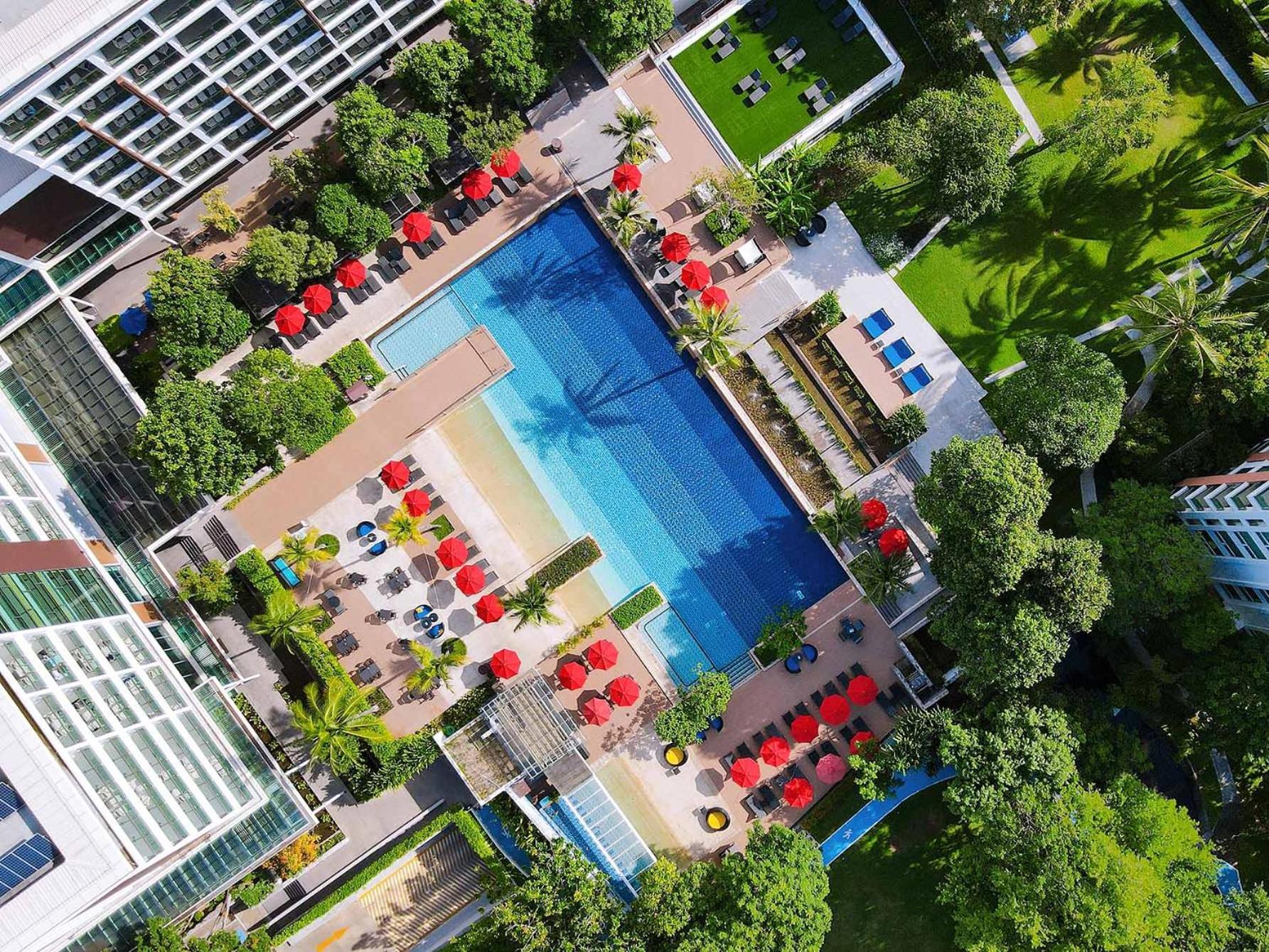 Amari Hua Hin Hotel Exterior photo Aerial view of the pool